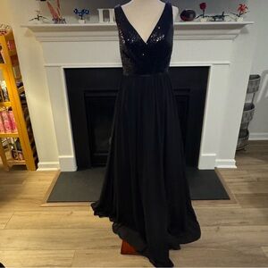 Christina Wu Celebration Black Sequin Chiffon Gown – Size 6